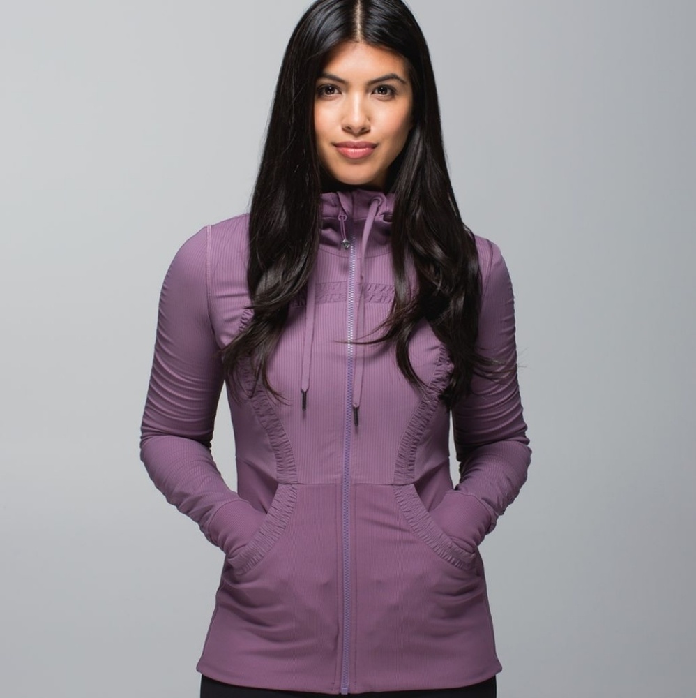 Lululemon Dance Studio Jacket III

Purple Fog